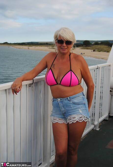 TAC Amateurs pleased to share with you a free photo gallery with Dimonty xxx gallery 270759