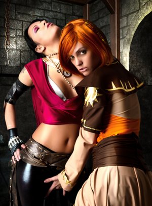 Cosplay Erotica offers a xxx picture gallery with Leliana in lesbian fantasies