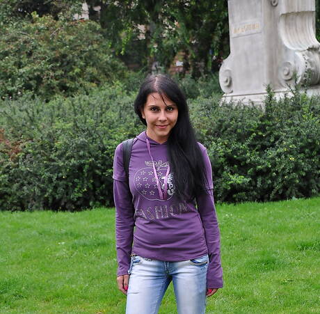 Adult Prime pleased to share with you a free photo gallery with maiden in her prime in old on teen girl